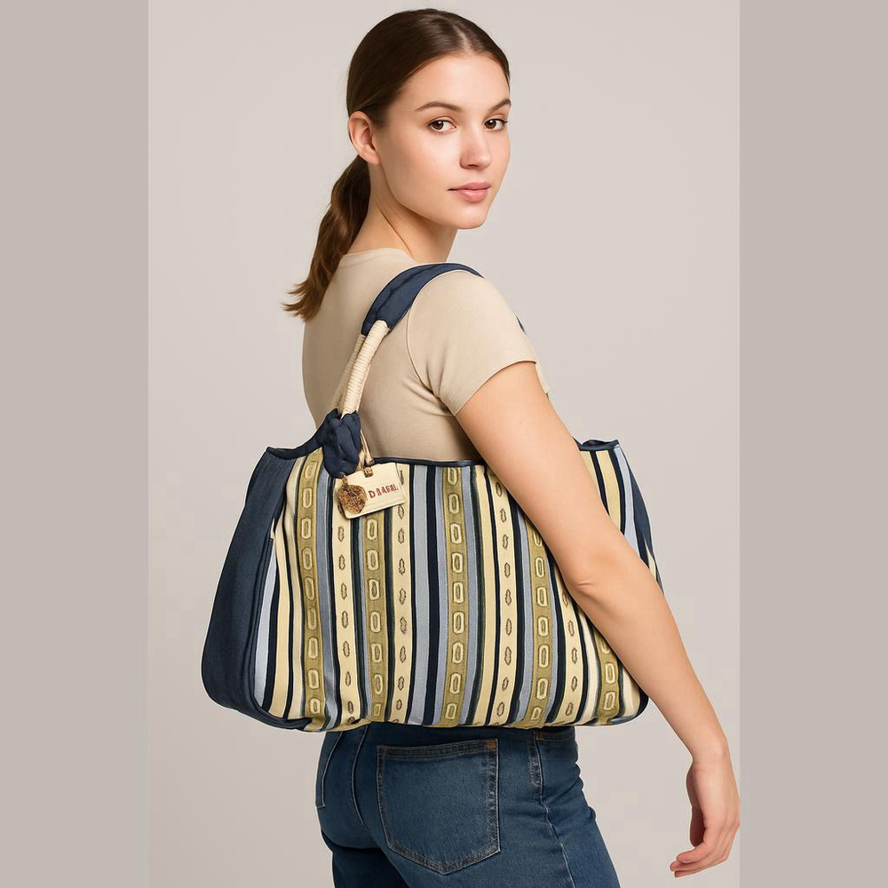 Kenzie Denim Tote Bag - NWT Strike Up The Band